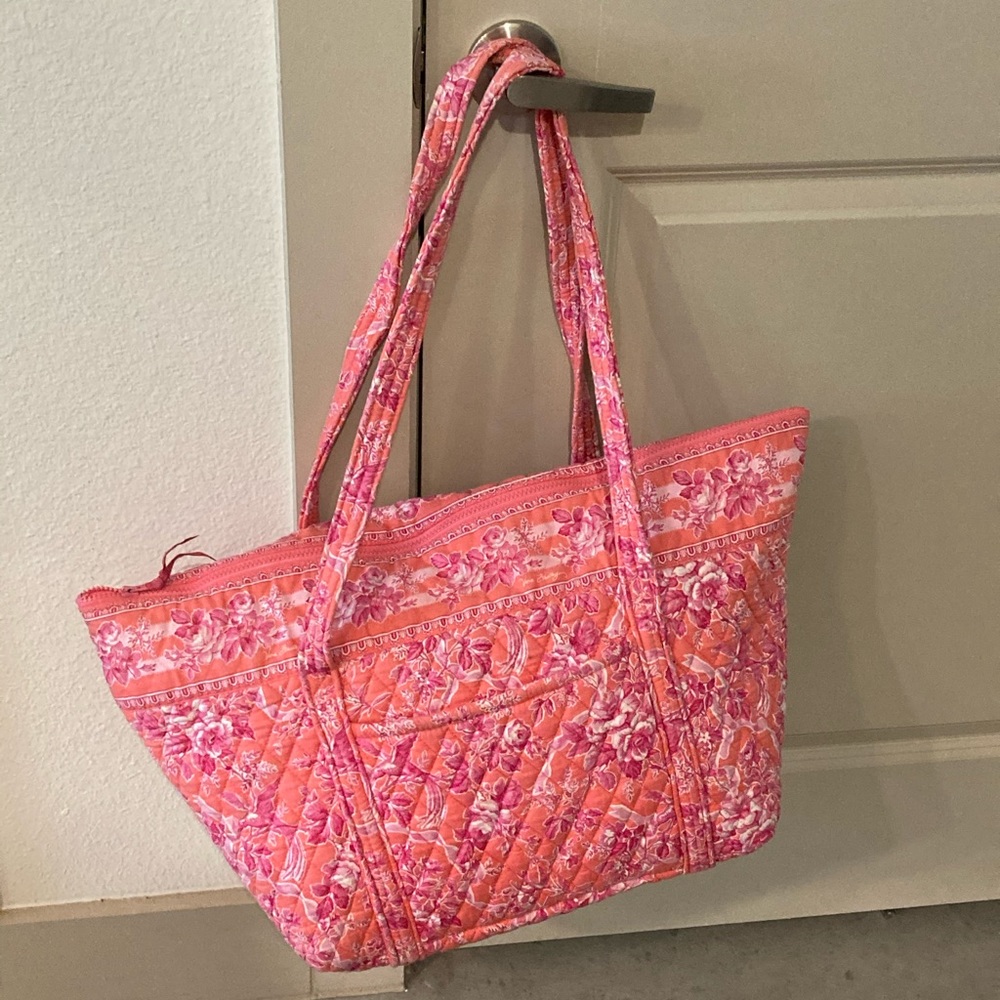 Vera Bradley tote bag